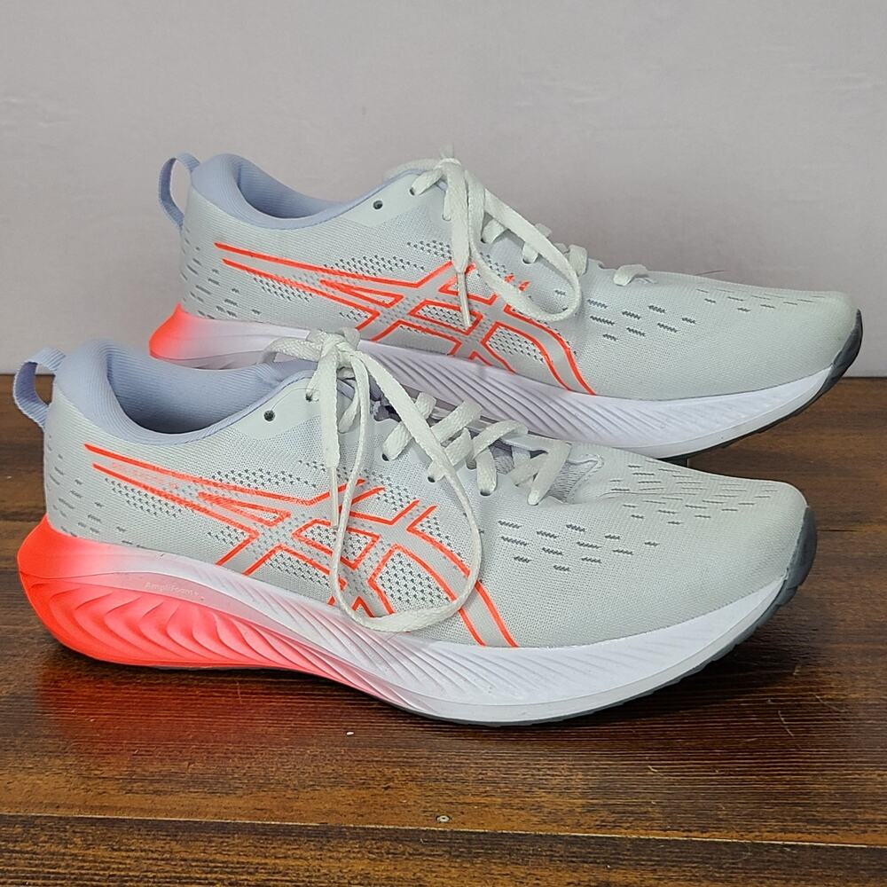 Asics GEL-EXCITE 10 White / Sunrise Red Casual Fitness Runner Size 8 1/2